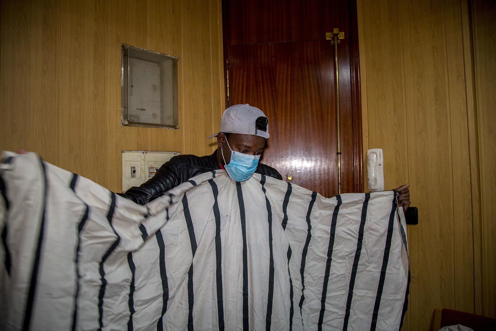 Confinamiento manteros - 5